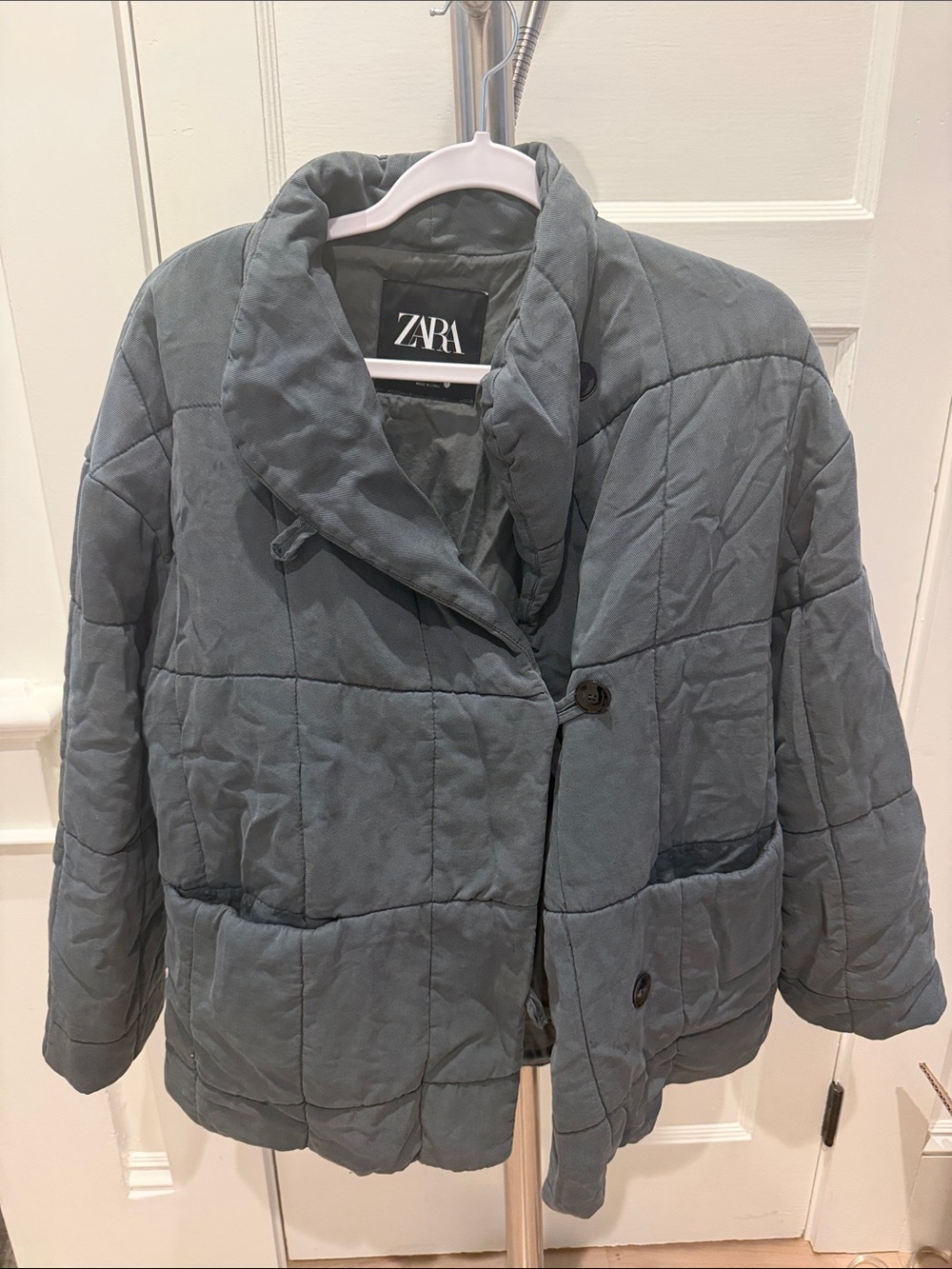 Zara Quilted Jacket in Gray-Blue